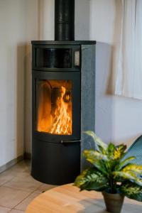 Φωτογραφία από το άλμπουμ του The Alpine Nest on the Sunny Slope with Hot Tub σε Axalp