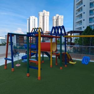 Ο χώρος παιχνιδιού για παιδιά στο Apartamento en ARAGOA , rodadero sur