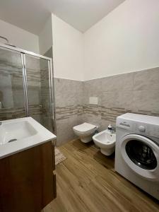 Koupelna v ubytování Easy Bergamo Apartment + 4 fotografie