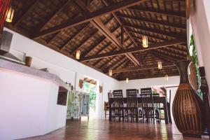 Koyao Bay Pavilions - Beach Resort and Pool Villas餐厅或其他用餐的地方