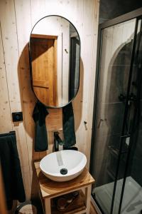 Ένα μπάνιο στο Glamping Pod Ořechy
