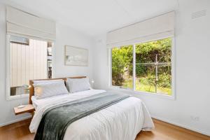 Postel nebo postele na pokoji v ubytování Prasino in Central Lorne