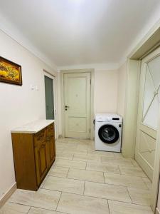 Imagine din galeria proprietății Бюджетна студія біля резиденції університету în Chernivtsi