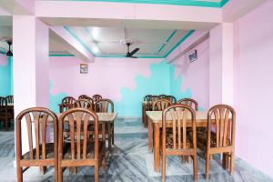 Posezení v ubytování Hotel O Dp Bar