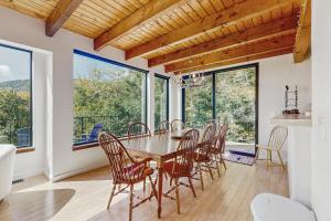 Φωτογραφία από το άλμπουμ του Lincoln Peak Retreat σε Warren