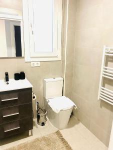 Ένα μπάνιο στο Céntrico apartamento de 2 habitaciones