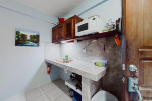 Η κουζίνα ή μικρή κουζίνα στο Casita at D Borland View -Gold Standard Certified