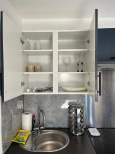 Gallery image of Sylva Studio Apartment in London
