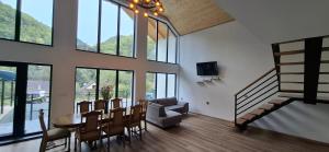 Χώρος καθιστικού στο The Nest on the Hill