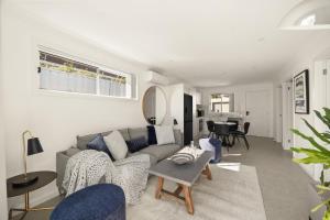 Et opholdsområde på Beachside 2-Bed Flat in Brighton