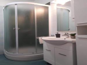 Phòng tắm tại Holiday Home Vilson - Apartment +12 ảnh