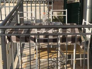 Balkón nebo terasa v ubytování Apartmani Villa Borzic - One Bedroom Apartment with Terarce