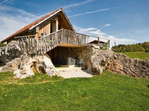 Budova, kde se prázdninový dům nachází