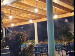 Nhà hàng/khu ăn uống khác tại Peaceful Apartments With Style - Classic Studio +10 ảnh