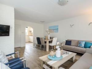 Кухня или мини-кухня в Holiday home in Nes with swimming pool
 +21 фотография