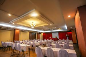 Restaurace v ubytování Madina Rayong Hotel