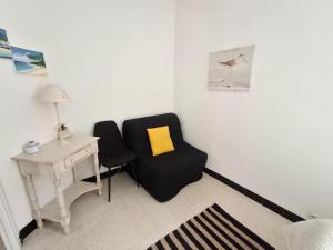 Imagen de la galería de Villa 5 pers Châtelaillon-Plage, jardin, proche centre et plage - FR-1-706-6, en Châtelaillon-Plage