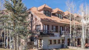 Hoone, kus puhkemaja asub