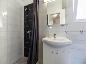 Gallery image of Studio Apartment With Balcony A1 in Brist