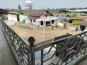 Bangunan di mana terletaknya rumah tamu ini +1 gambar