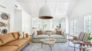 Gallery image of Cast Away by AvantStay Stunning Modern Home Near Beach w Two Kitchens in Isle of Palms