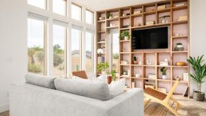 TV a/nebo společenská místnost v ubytování Chicory by AvantStay Modern Desert Retreat w Hot Tub