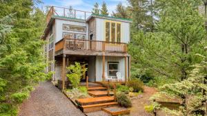 Zahrada ubytování Buttercup Bay Hideaway by AvantStay Cozy Escape w Fire Pit Walk to Beach