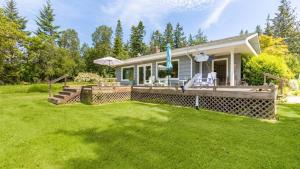 Zahrada ubytování Comfy Coastal Cottage by AvantStay Mountain View