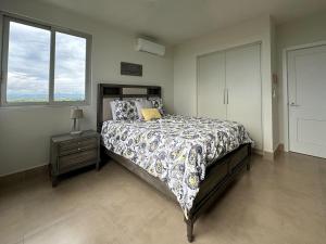 Gallery image of Luxury Oceanview 3 bedroom Condo at Río Mar with 5 pools, beachfront, riverside, restaurant, spa and fitness room in San Carlos