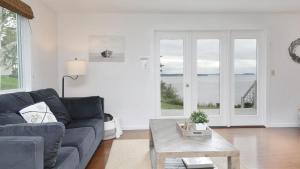 GreenbankにあるMarine View Bluff by AvantStay Waterfront Viewsのギャラリーの写真