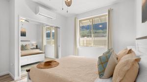 Gallery image of Makaha Hideaway by AvantStay 10 Minutes to Beach in Waianae +57 photos