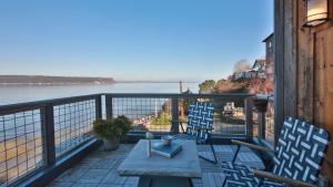 Fotografie z fotogalerie ubytování Langley Waterfront Condo by AvantStay A Views v destinaci Langley