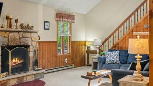 AlbrightsvilleにあるShady Pines by AvantStay Enclosed Porch Game Rooms LakeBeach Accessのギャラリーの写真