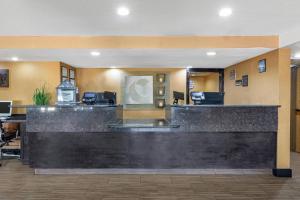 a lobby of a hotel with a reception desk at Comfort Inn Wichita Falls North in Wichita Falls +29 photos