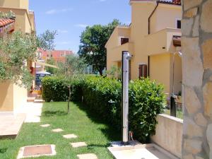 Ein Garten an der Unterkunft Oliva Holiday Apartment