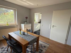 Dapur atau dapur kecil di Ferienhaus Carina