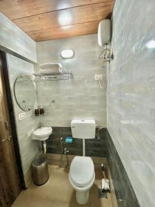 Fotografie z fotogalerie ubytování Golden Ring Resort v destinaci Lonavala + 17 fotografií