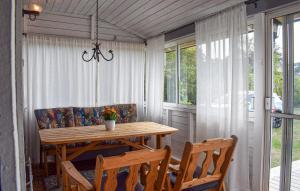 Galería fotográfica de 3 Bedroom Awesome Home In Sölvesborg en Hällevik