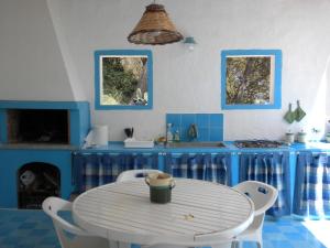 Gallery image of Chalet pagghiara in Marittima