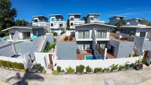 Bazén v ubytování Villa Yin 2BR Cosy Oasis with a Private Pool nebo v jeho okolí