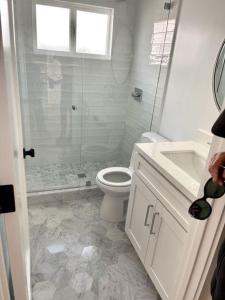 Et badeværelse på Rum star destit + 8 billeder