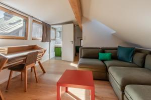 Posezení v ubytování Le Nevada - Duplex T4 Proche Centre + 21 fotografií