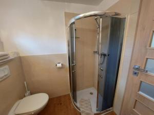 Ένα μπάνιο στο NEU! Ostsee Ferienwohnung Koper +9 φωτογραφίες