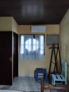 Γυμναστήριο ή/και όργανα γυμναστικής στο casa com 2 suíte com ar