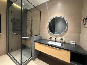 Koupelna v ubytování Modern spaces Boulevard + 24 fotografií