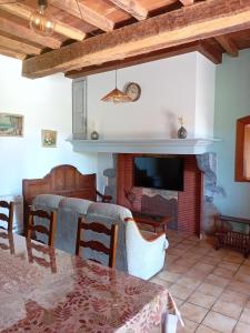 Χώρος καθιστικού στο Bel appartement avec jardin entre mer et montagne