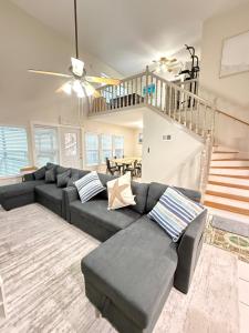 Φωτογραφία από το άλμπουμ του Waterfront 3BR 2BA Home near Kemah NASA Galveston σε La Porte