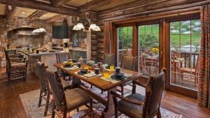 Φωτογραφία από το άλμπουμ του Pioneer Lodge σε Beaver Creek