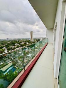 Fotografie z fotogalerie ubytování FairwaySkyGardenApartment19th floor v destinaci Sri Jayewardenepura Kotte