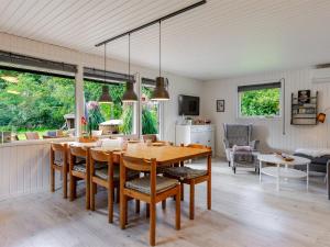 Posezení v ubytování Holiday Home Kennet - 30km from the sea by Interhome